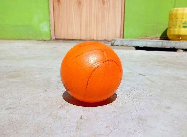 推向少数资